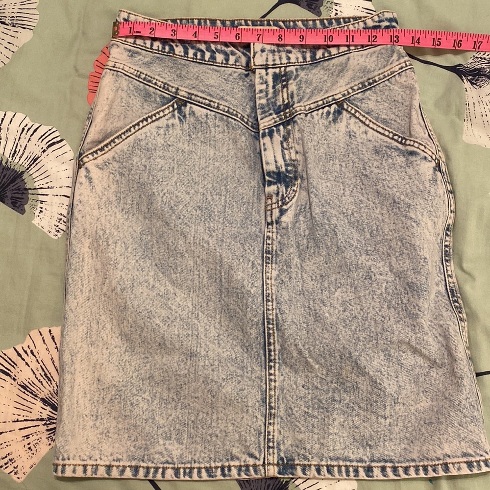 H&M - Acid Wash Pencil Skirt - Size 4 - Picture 5 of 6